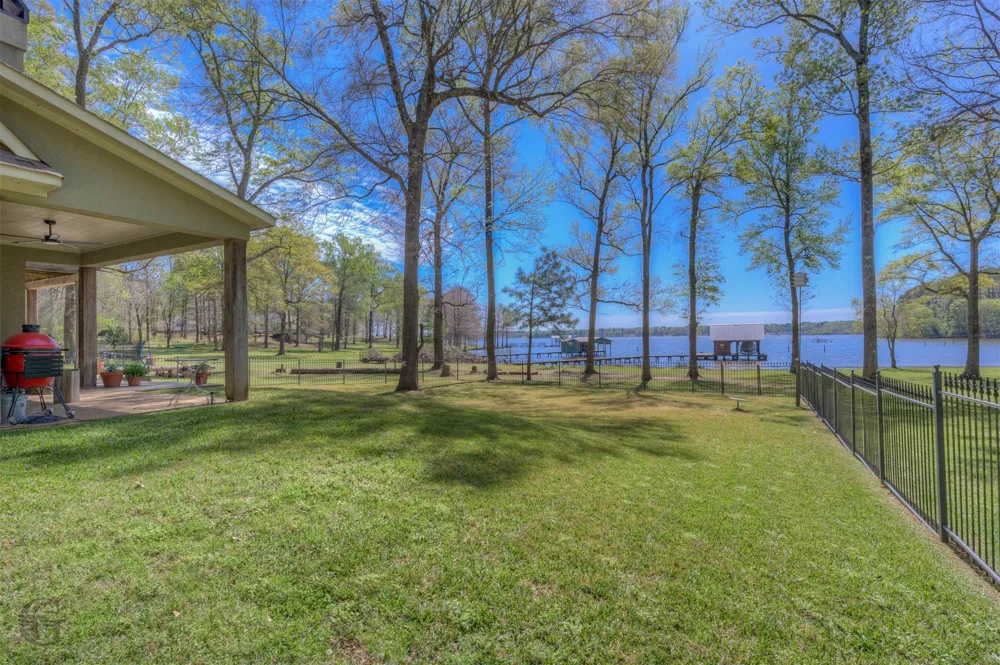 1060 Highway 162 Benton, LA 71006