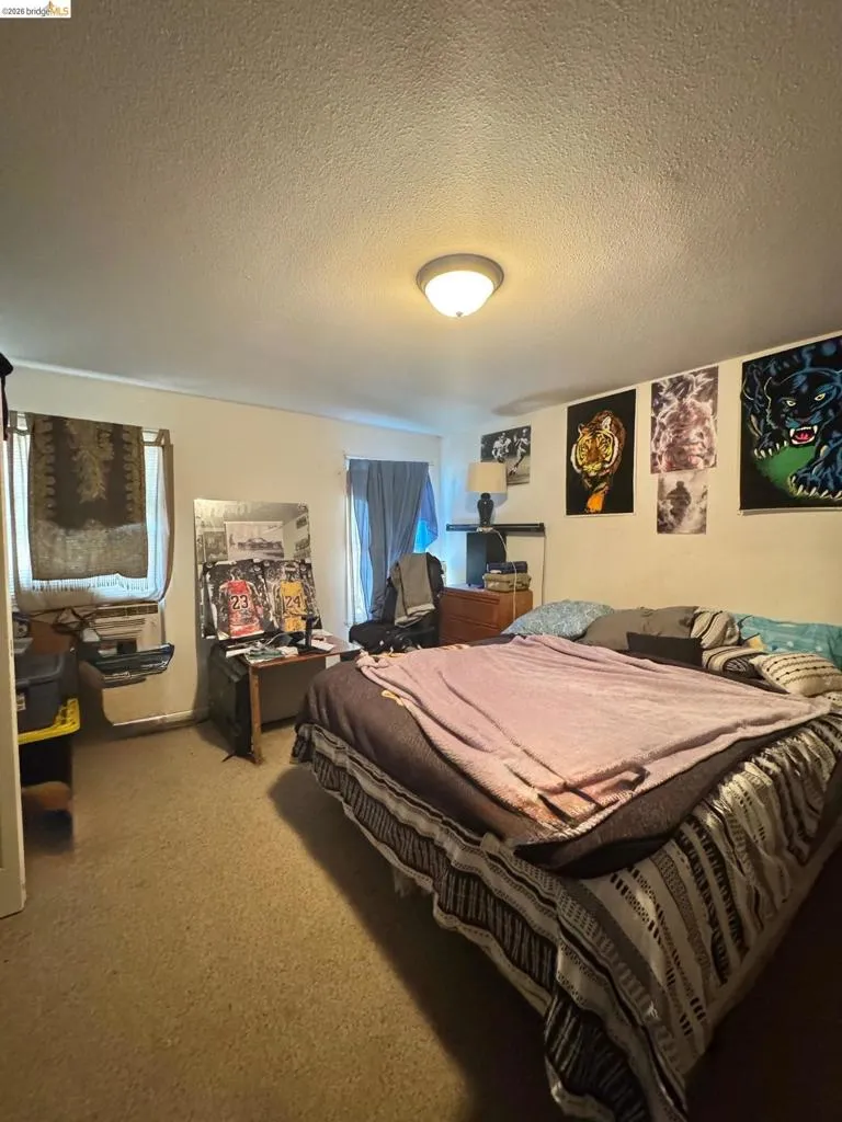27 Robinson Ave Pittsburg, CA 94565