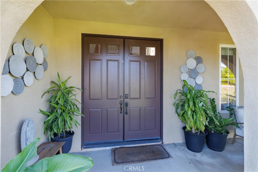 17797 Canyonwood Drive Riverside, CA 92504