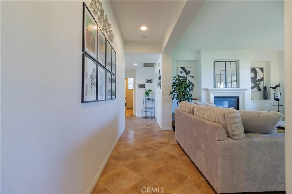 17797 Canyonwood Drive Riverside, CA 92504