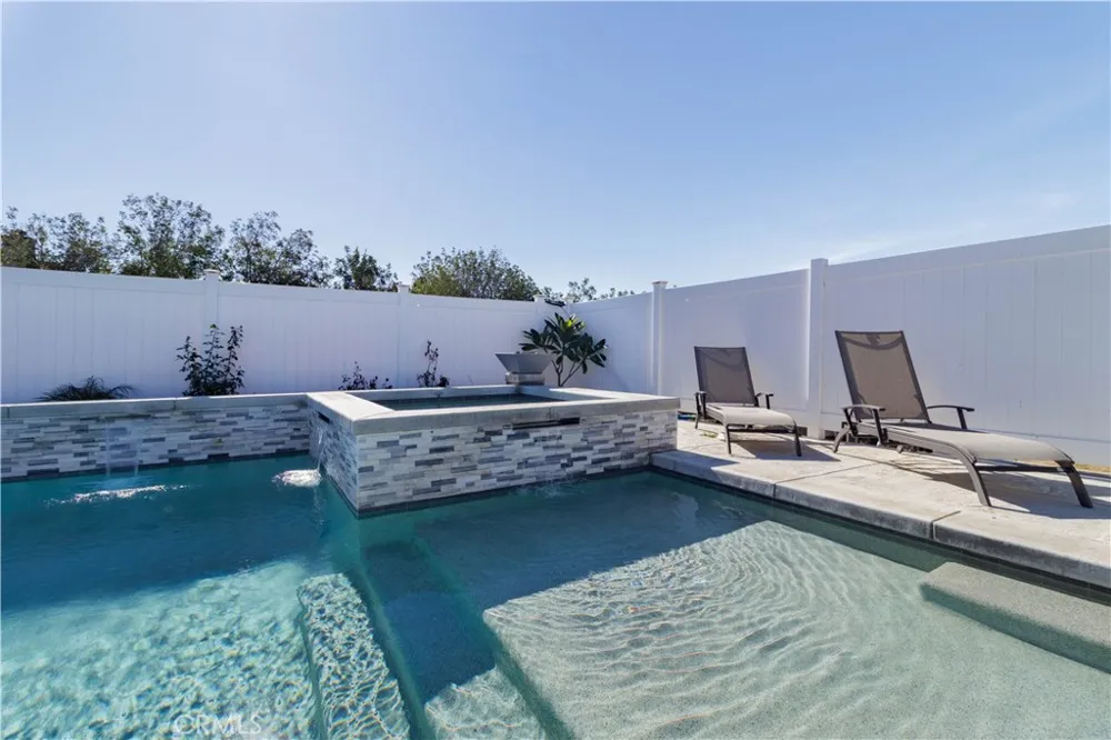 17797 Canyonwood Drive Riverside, CA 92504