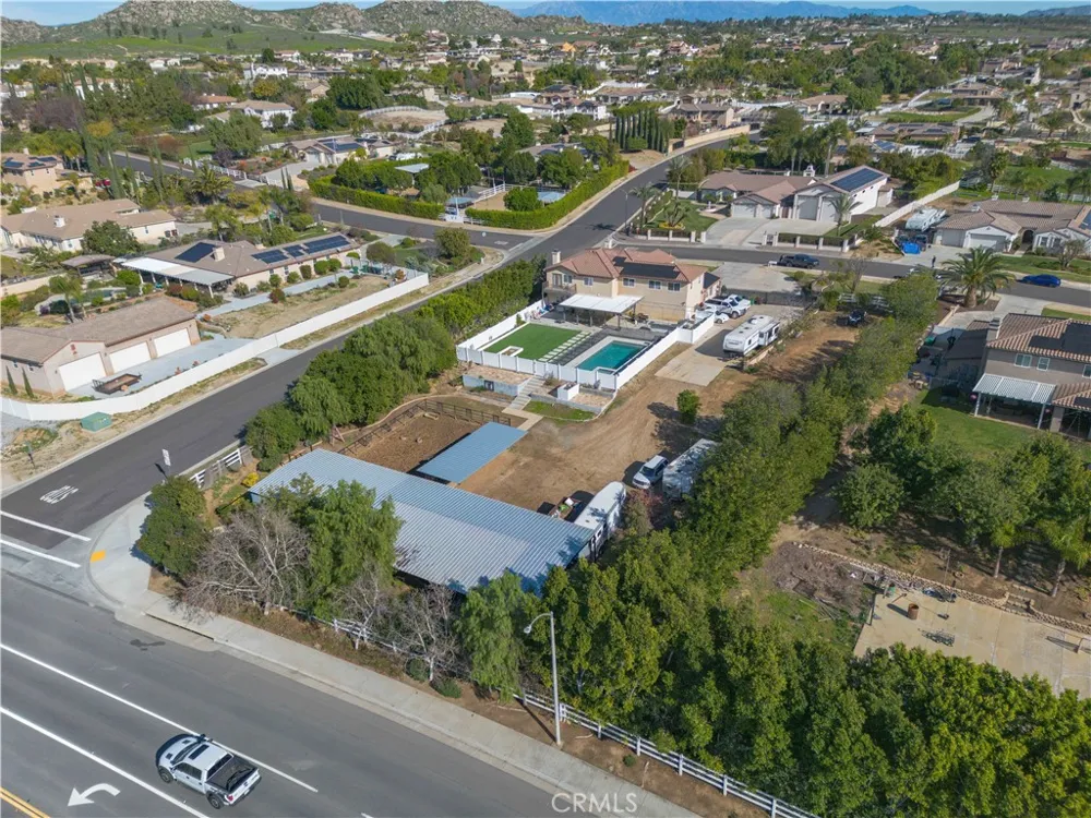 17797 Canyonwood Drive Riverside, CA 92504