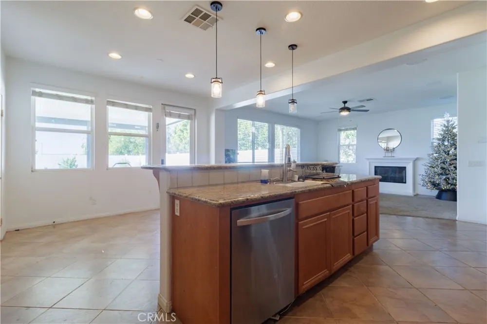 17797 Canyonwood Drive Riverside, CA 92504