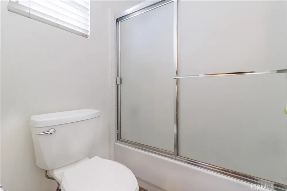 17797 Canyonwood Drive Riverside, CA 92504
