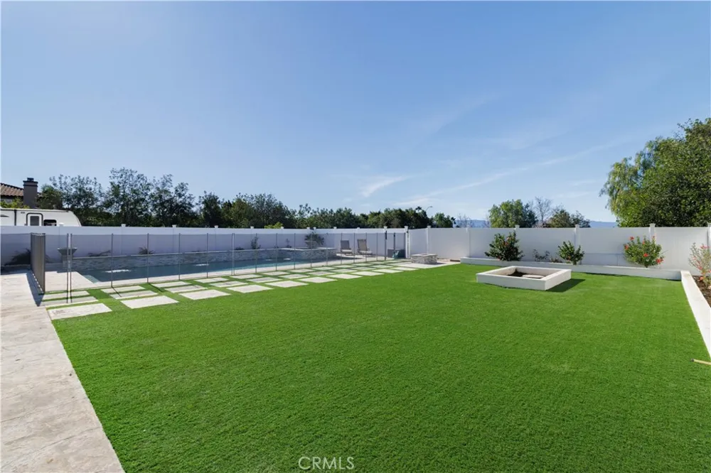 17797 Canyonwood Drive Riverside, CA 92504