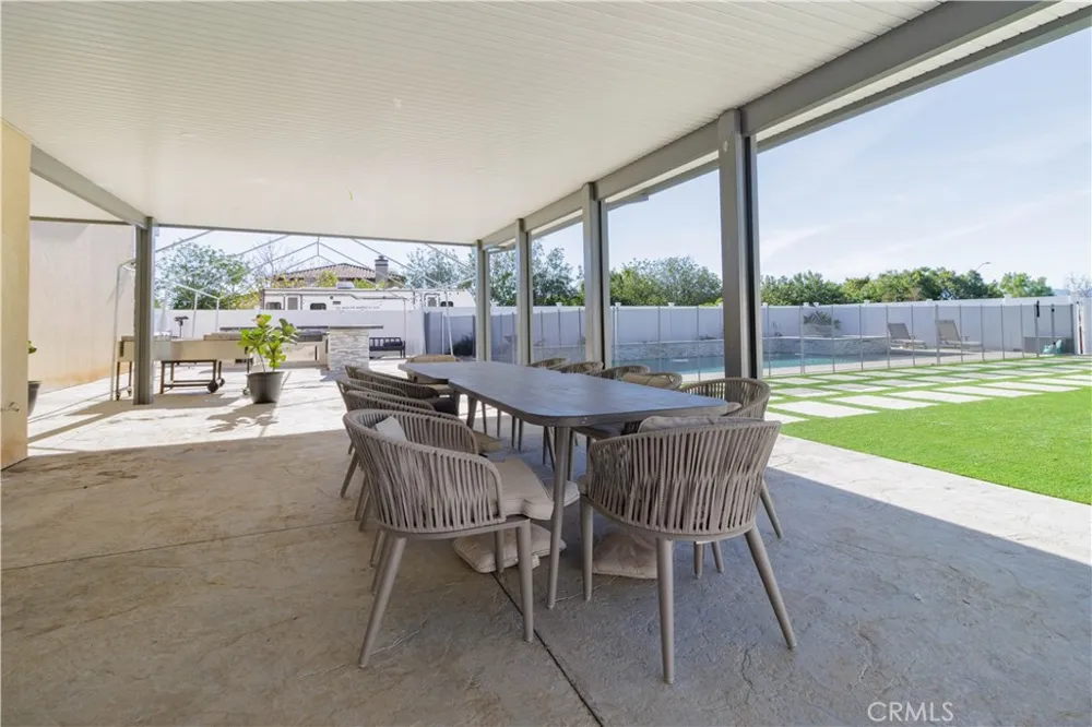 17797 Canyonwood Drive Riverside, CA 92504