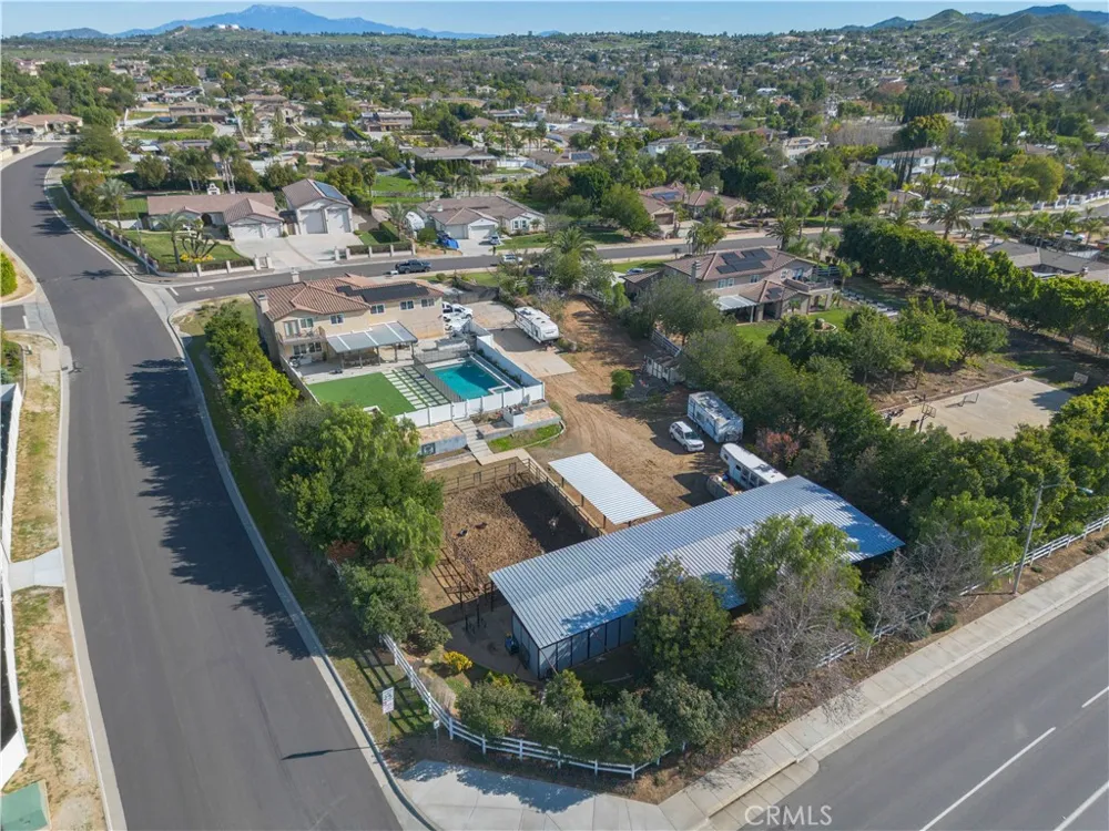 17797 Canyonwood Drive Riverside, CA 92504