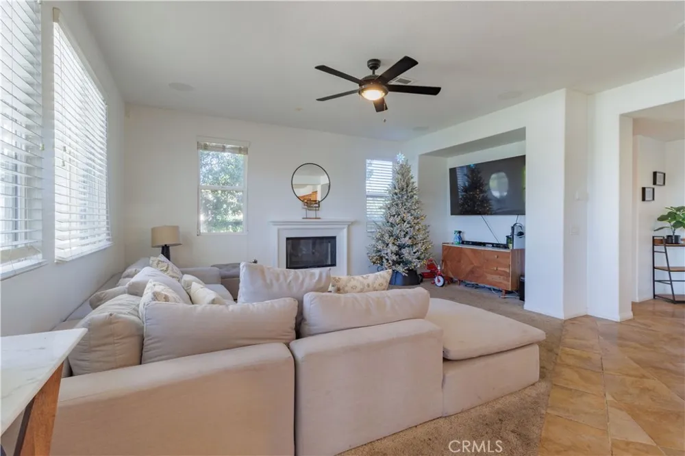 17797 Canyonwood Drive Riverside, CA 92504