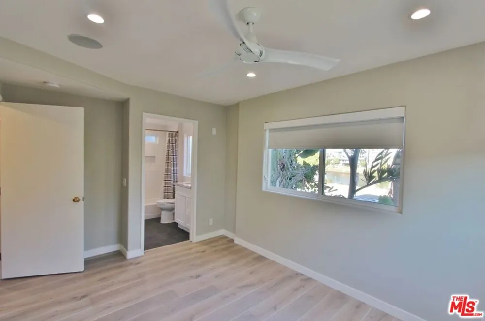 6521 Pacific Avenue Playa del Rey, CA 90293