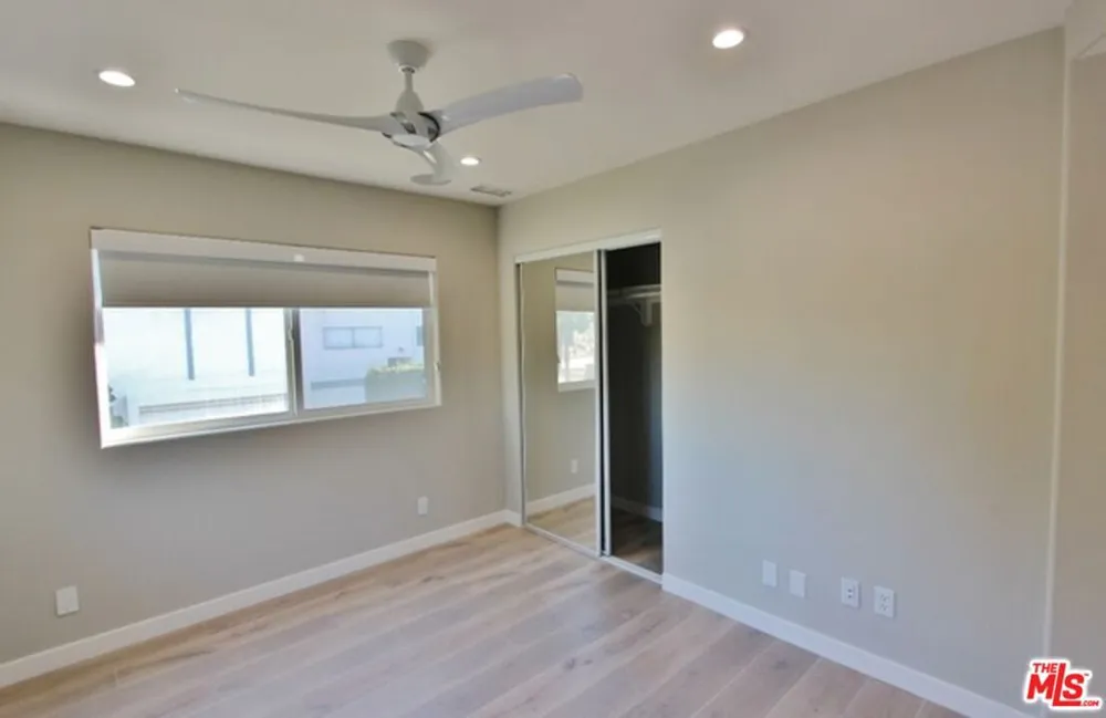 6521 Pacific Avenue Playa del Rey, CA 90293