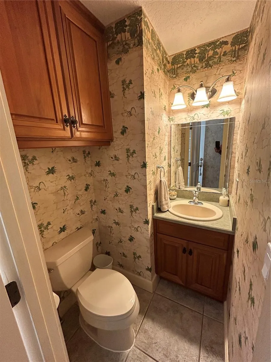 11001 SE SUNSET HARBOR ROAD #A04 Summerfield, FL 34491
