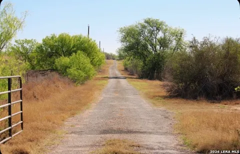 435 County Road 7715