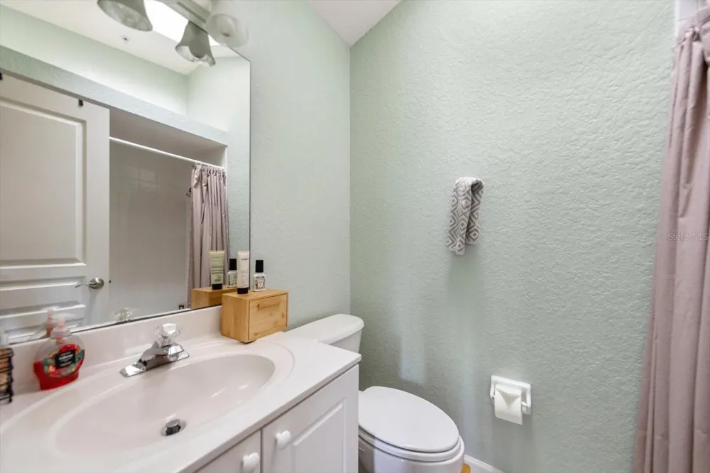 108 BRENT CIRCLE Oldsmar, FL 34677