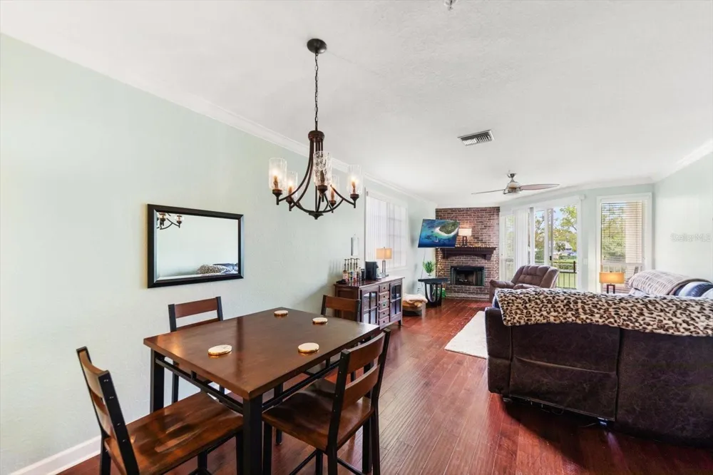108 BRENT CIRCLE Oldsmar, FL 34677