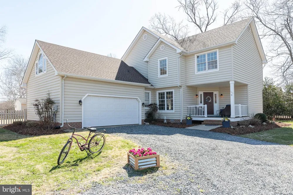 209 THIRD STREET Oxford, MD 21654