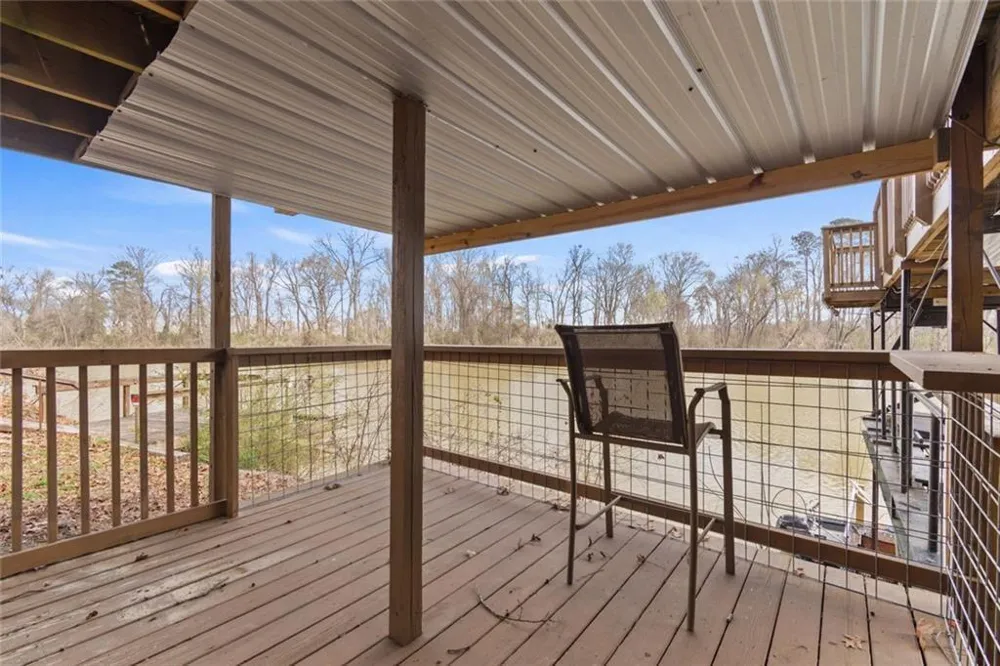 8126 Blacks Bluff Road SW Cave Spring, GA 30124
