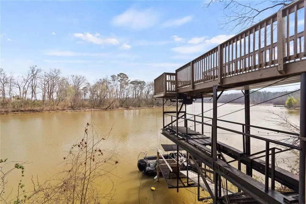 8126 Blacks Bluff Road SW Cave Spring, GA 30124