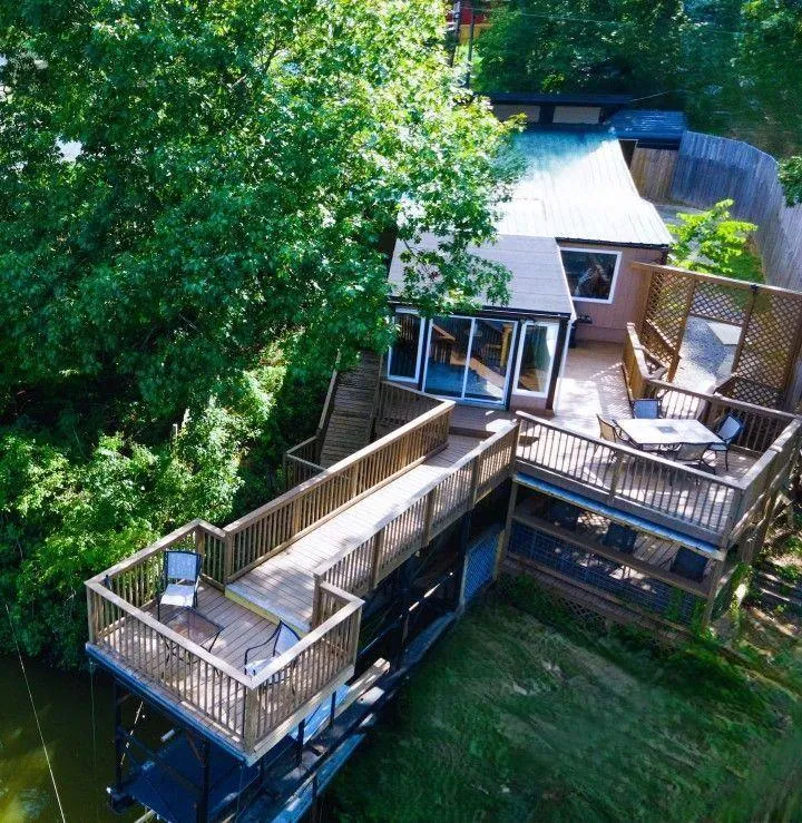 8126 Blacks Bluff Road SW Cave Spring, GA 30124