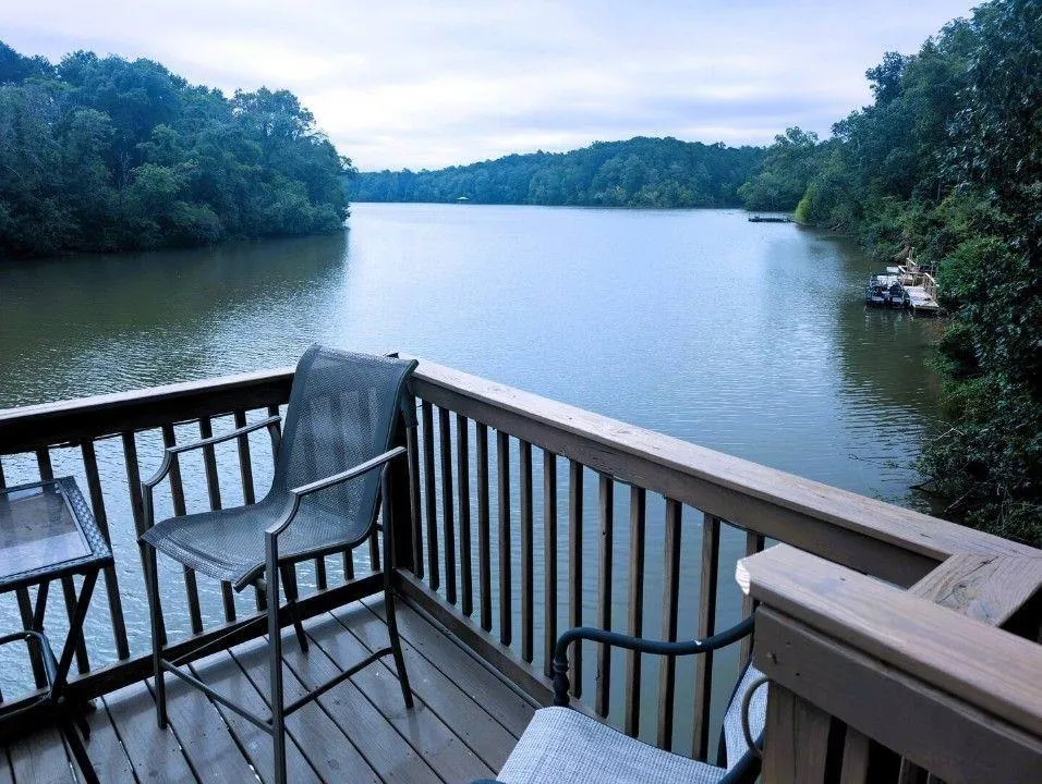 8126 Blacks Bluff Road SW Cave Spring, GA 30124