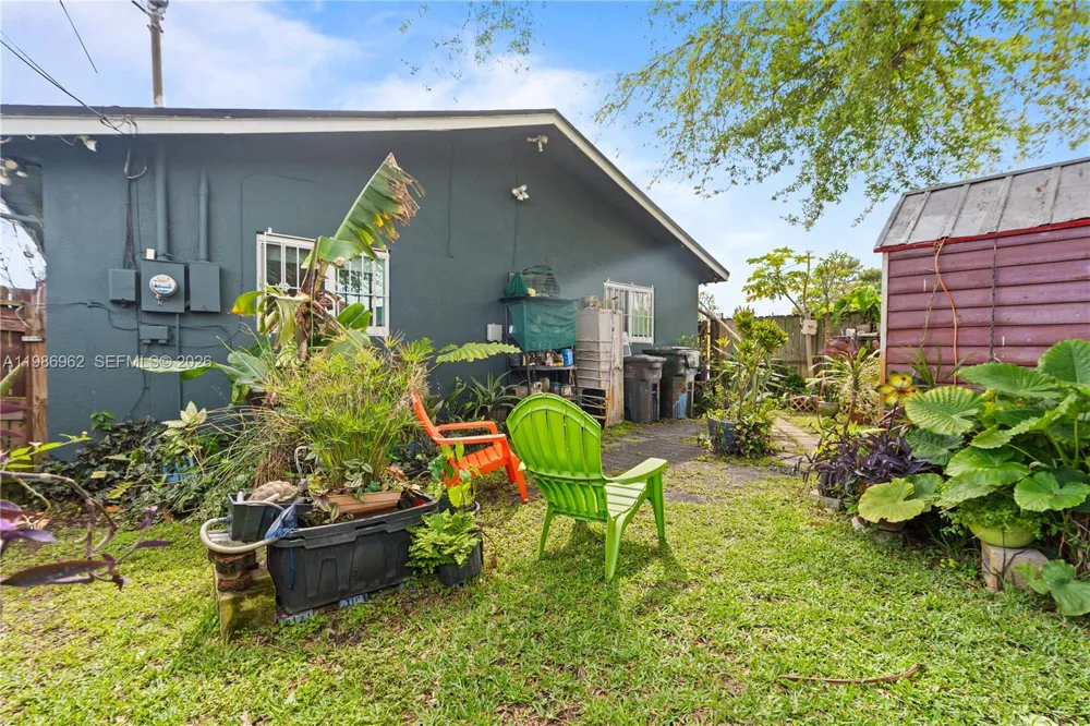 720 NW 4th St Hallandale Beach, FL 33009