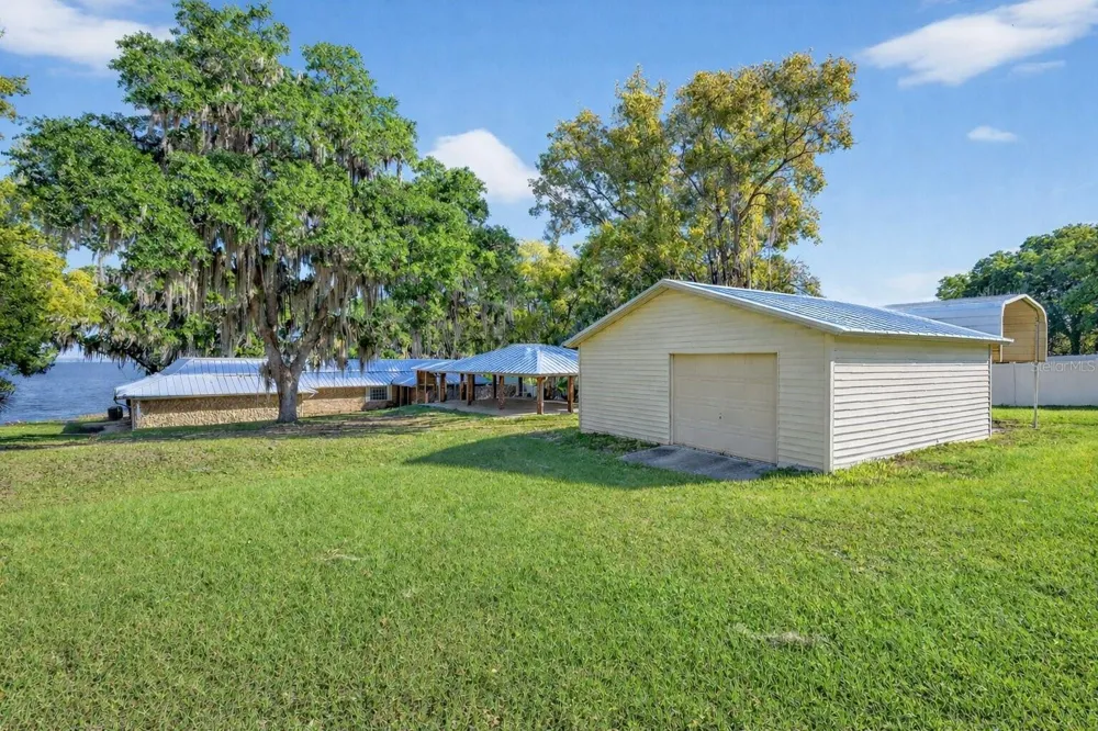13033 SE 158TH LANE Weirsdale, FL 32195