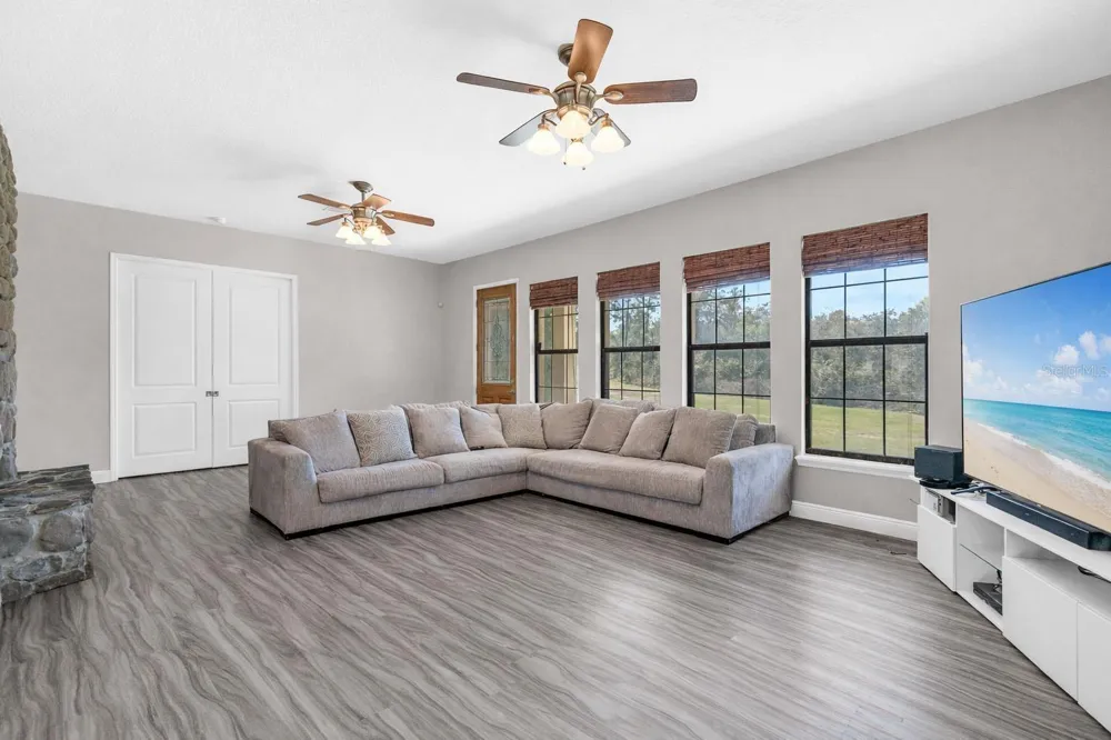 326 ENTERPRISE OSTEEN ROAD Osteen, FL 32764