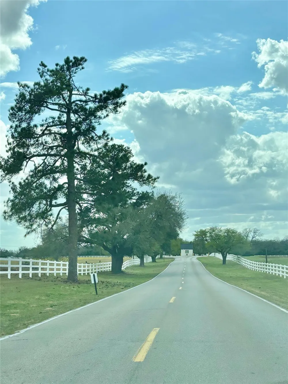 Sycamore Lane Hilltop Lakes, TX 77871
