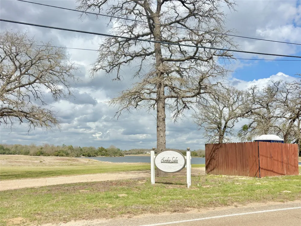 Sycamore Lane Hilltop Lakes, TX 77871
