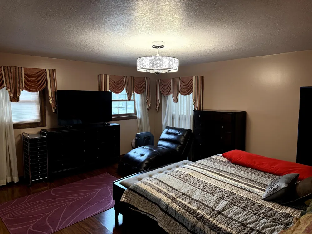 2454 Oakwood Drive Jefferson Township, MI 49242