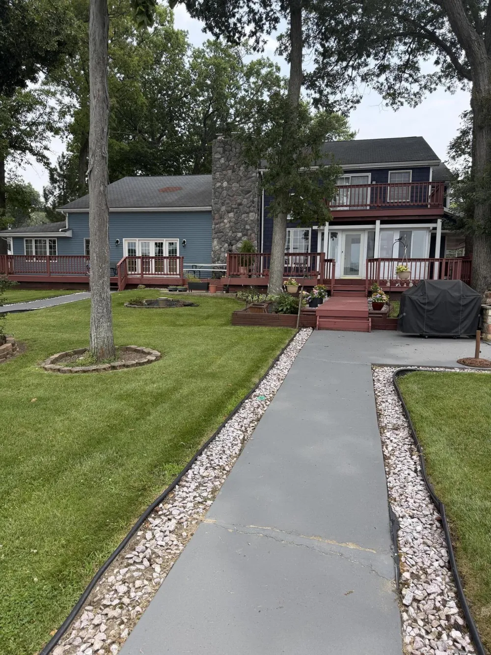 2454 Oakwood Drive Jefferson Township, MI 49242