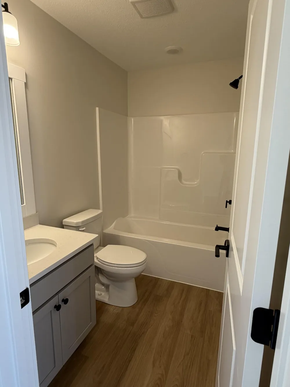 6595 Bellflower Drive #2 Zeeland Charter Township, MI 49464