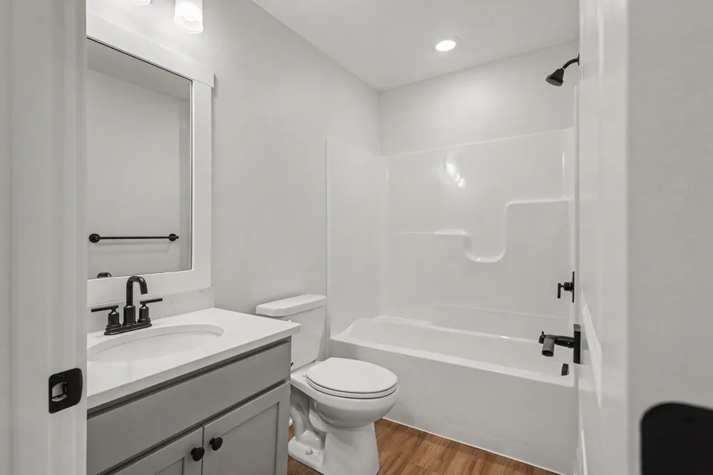 6595 Bellflower Drive #2 Zeeland Charter Township, MI 49464