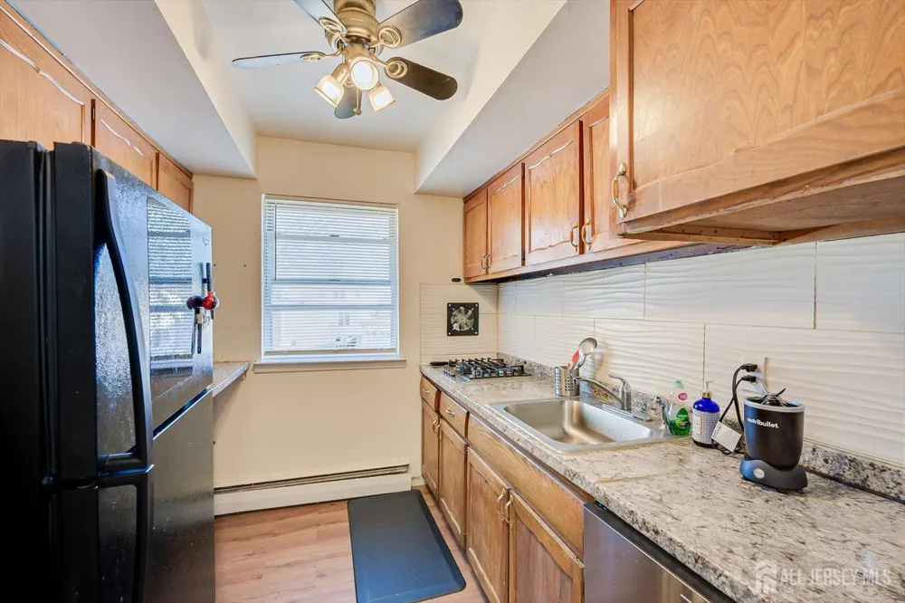 55 Gill Lane #32 Iselin, NJ 08830