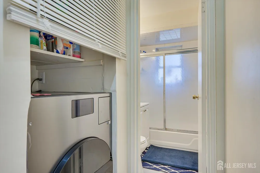 55 Gill Lane #32 Iselin, NJ 08830