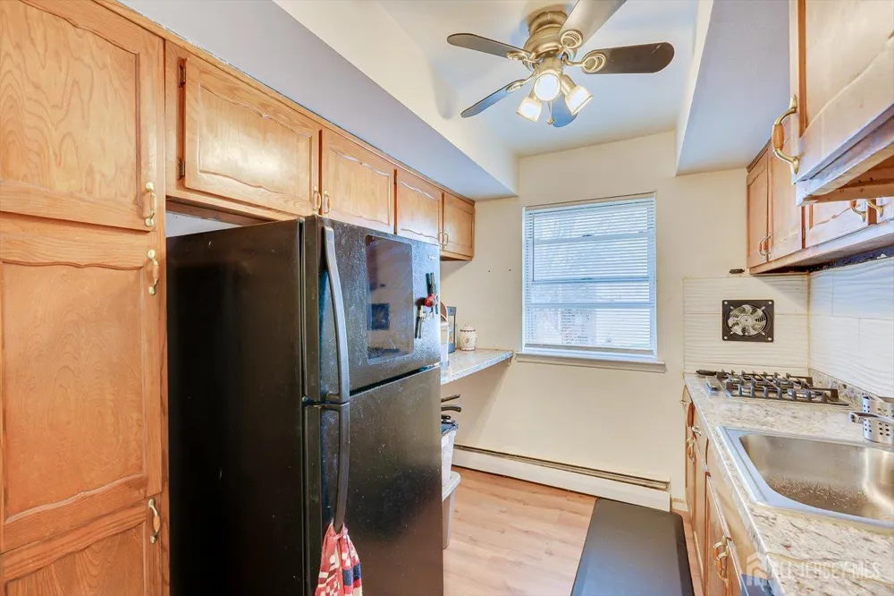 55 Gill Lane #32 Iselin, NJ 08830