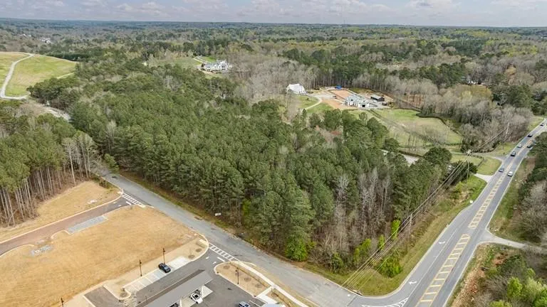 13585 Arnold Mill Road Milton, GA 30075