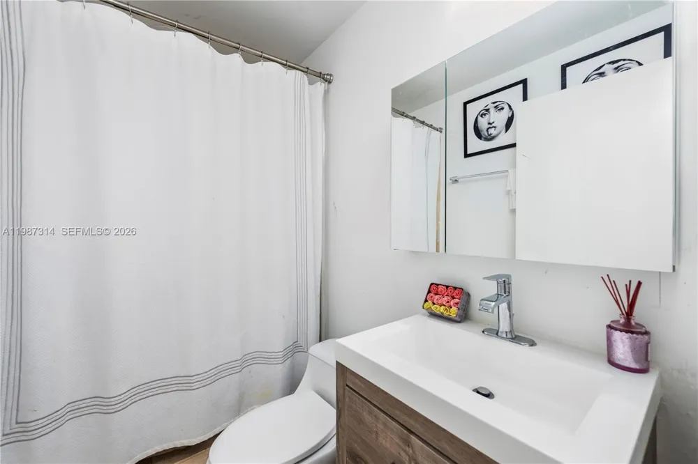3330 NE 190th St #1715 Aventura, FL 33180