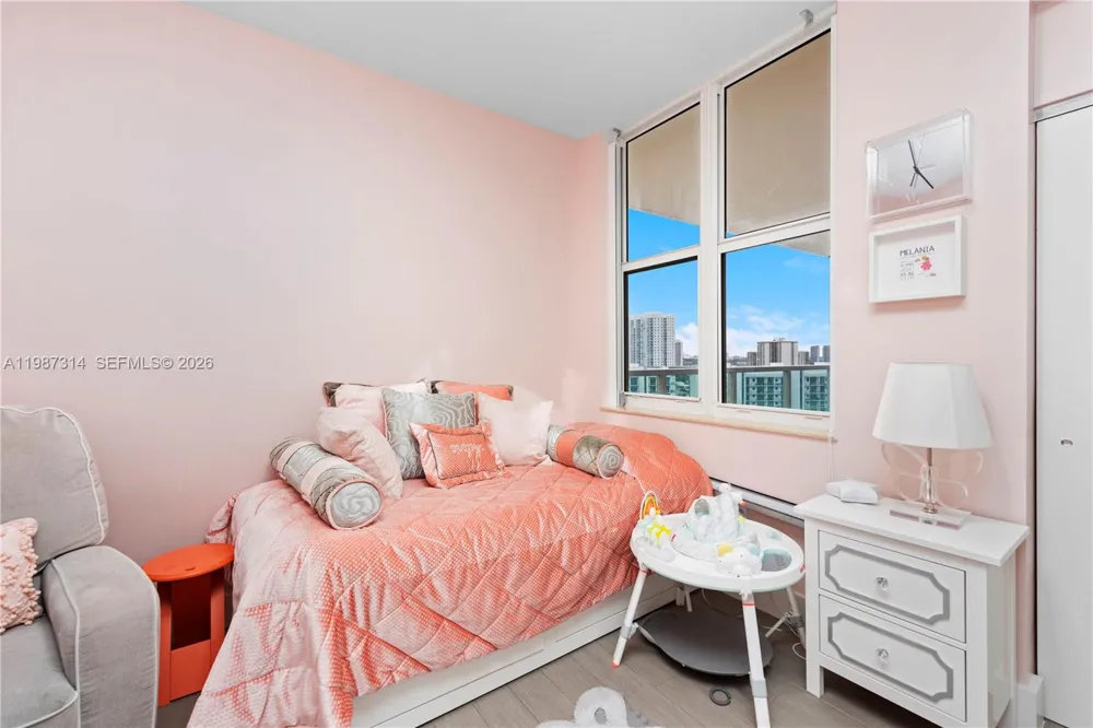 3330 NE 190th St #1715 Aventura, FL 33180