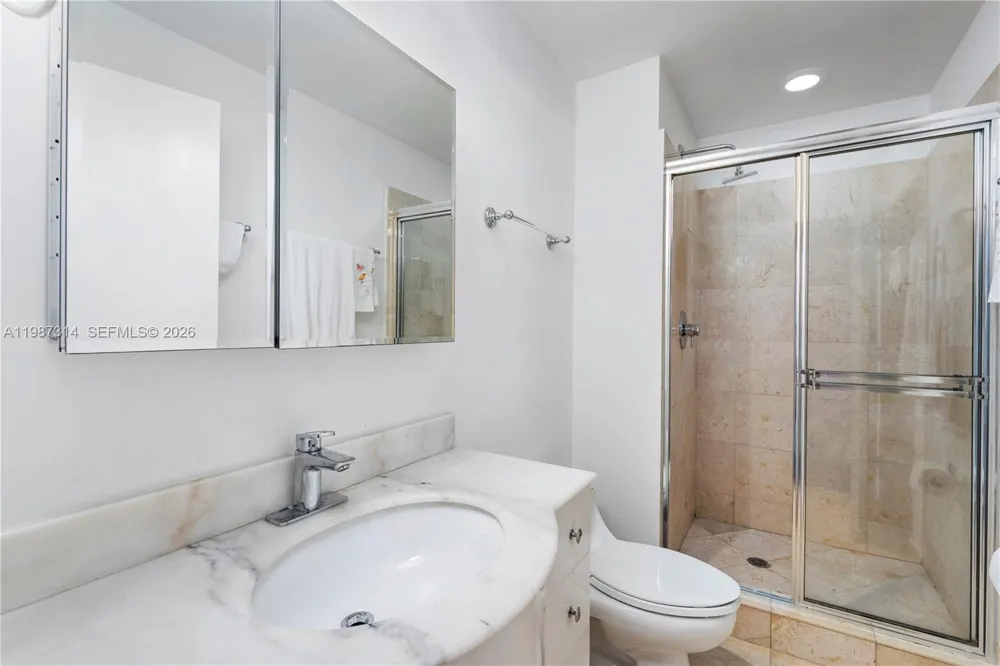 3330 NE 190th St #1715 Aventura, FL 33180