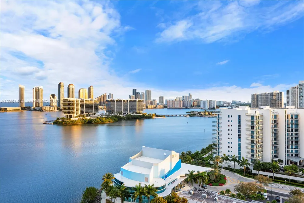 3330 NE 190th St #1715 Aventura, FL 33180