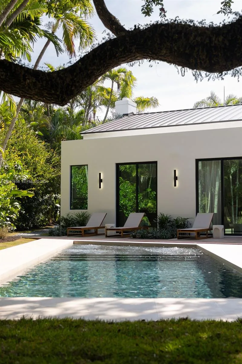 1701 Micanopy Ave Coconut Grove, FL 33133