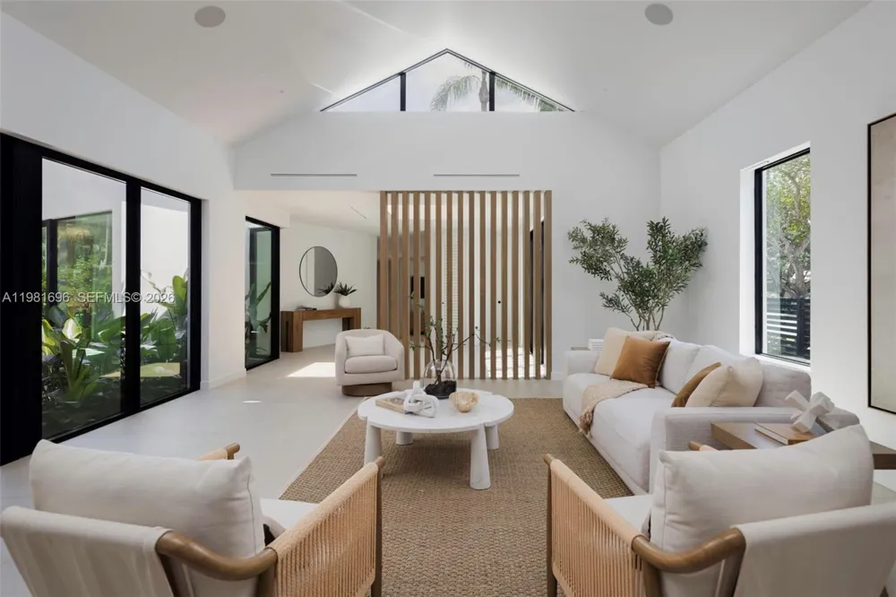 1701 Micanopy Ave Coconut Grove, FL 33133