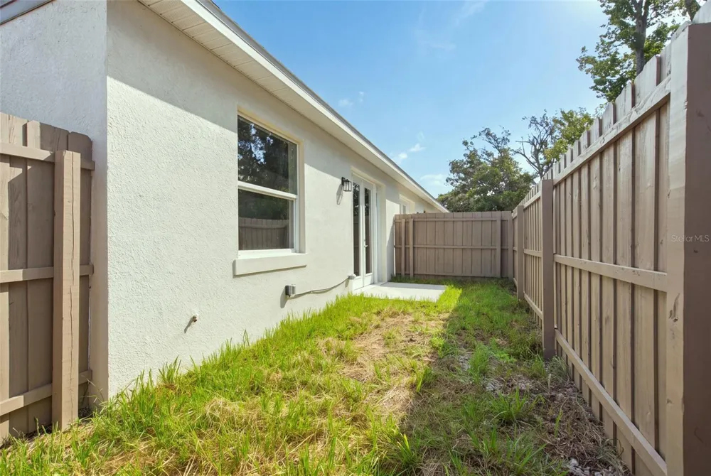 1411 OAK PL #A Apopka, FL 32712