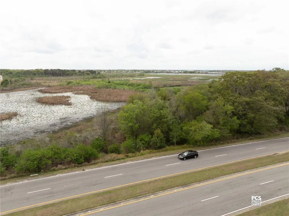 8769 E COUNTY ROAD 466 Lady Lake, FL 32162