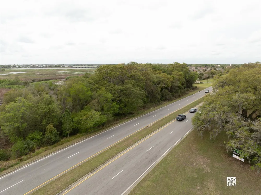 8769 E COUNTY ROAD 466 Lady Lake, FL 32162