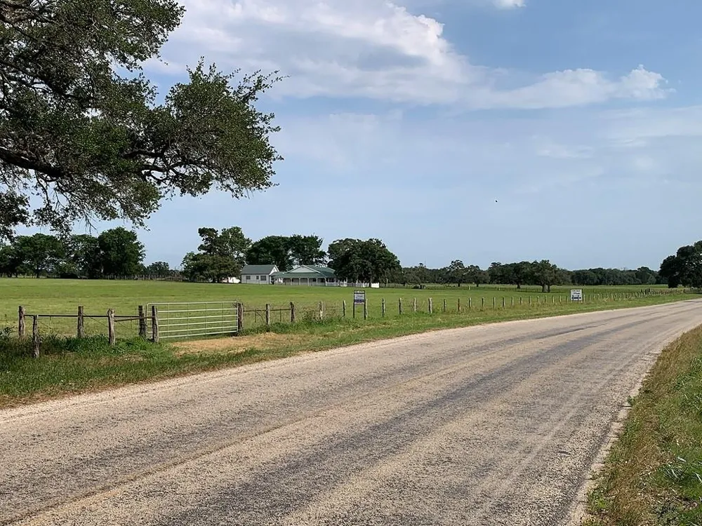1 Fm 957 Schulenburg, TX 78956