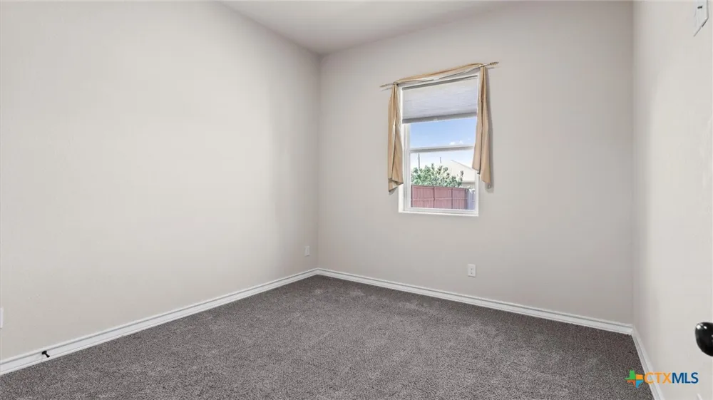 8511 Ventura Boulevard Selma, TX 78154