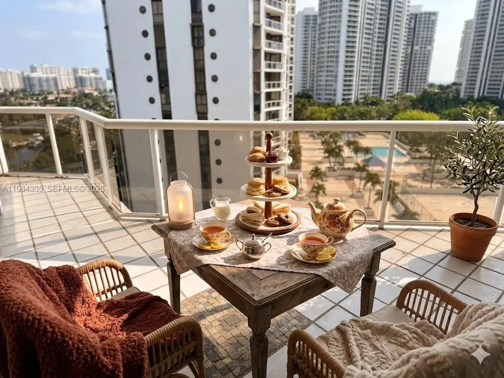 3610 Yacht Club Dr #1002 Aventura, FL 33180