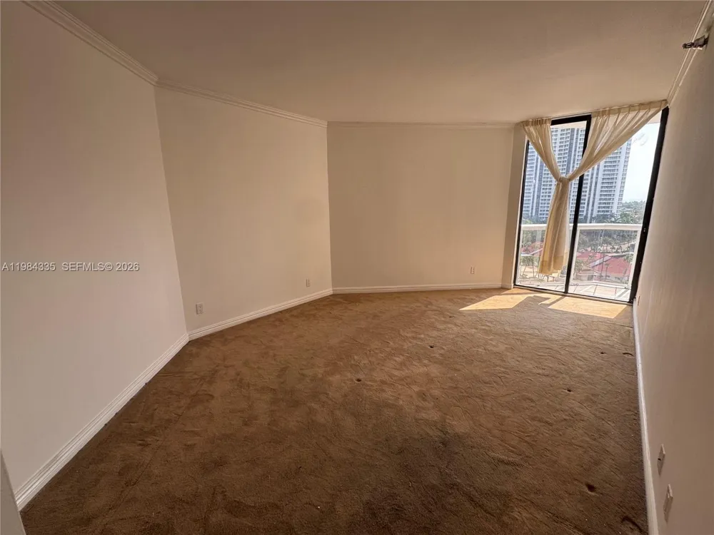 3610 Yacht Club Dr #1002 Aventura, FL 33180