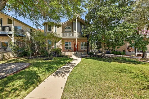 2210 Fredwoods Drive